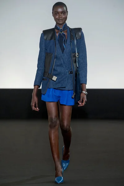 Look 23